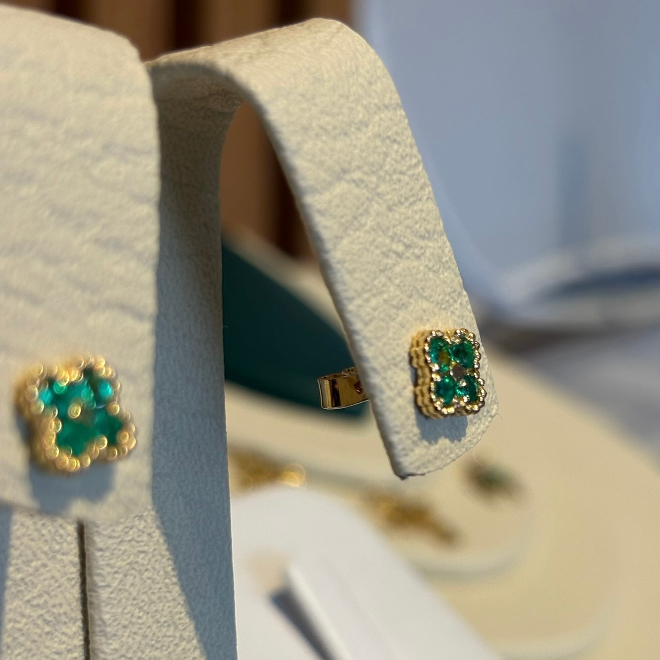 Luxury Clover Polka Dots - Emeralds