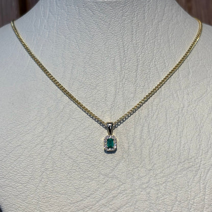 Cuban Chain - Exclusive Pendant with Emeralds and Diamonds - 18K Gold