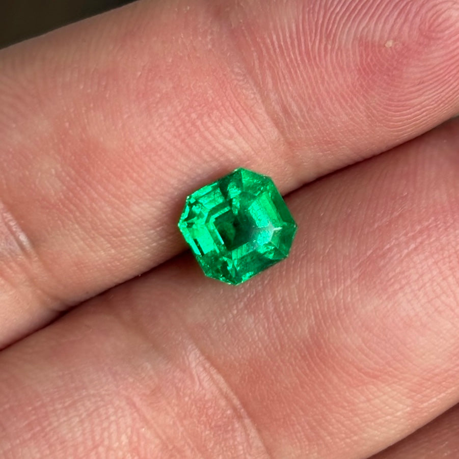 Esmeralda Cuadrada - 1.40cts